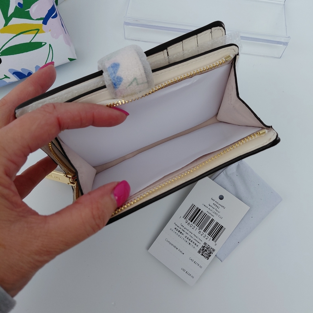 Kate Spade Madison Floral Medium Bifold Wallet  New in Box - Picture 6 of 8